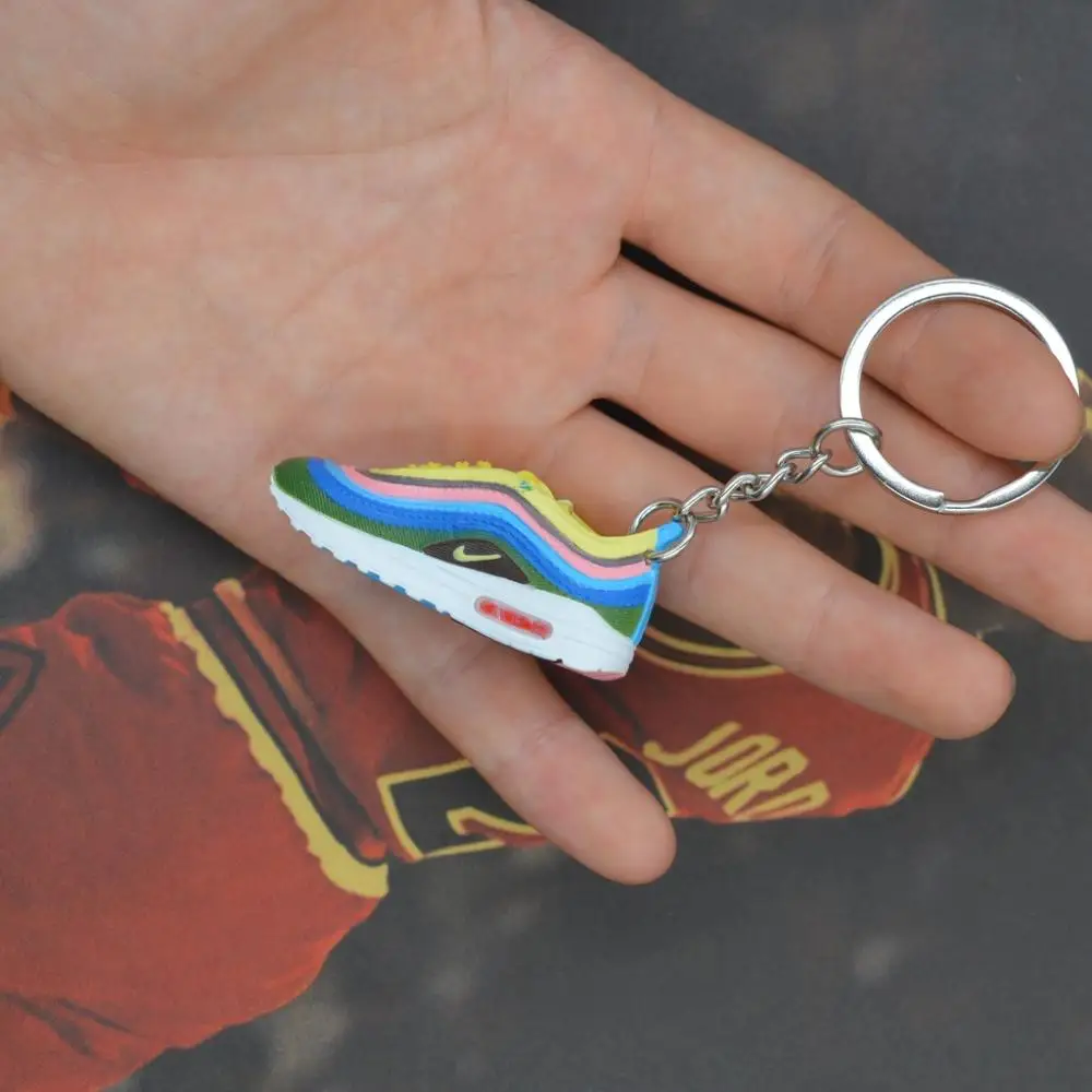 one shoe keychain Дропшиппинг aj1 offwhite Chicago Unc брелок в виде кроссовка Air Jordan 1 3D мини-кроссовки, закрытая спортивная обувь брелок в виде кроссовка s - Цвет: one shoe keychain
