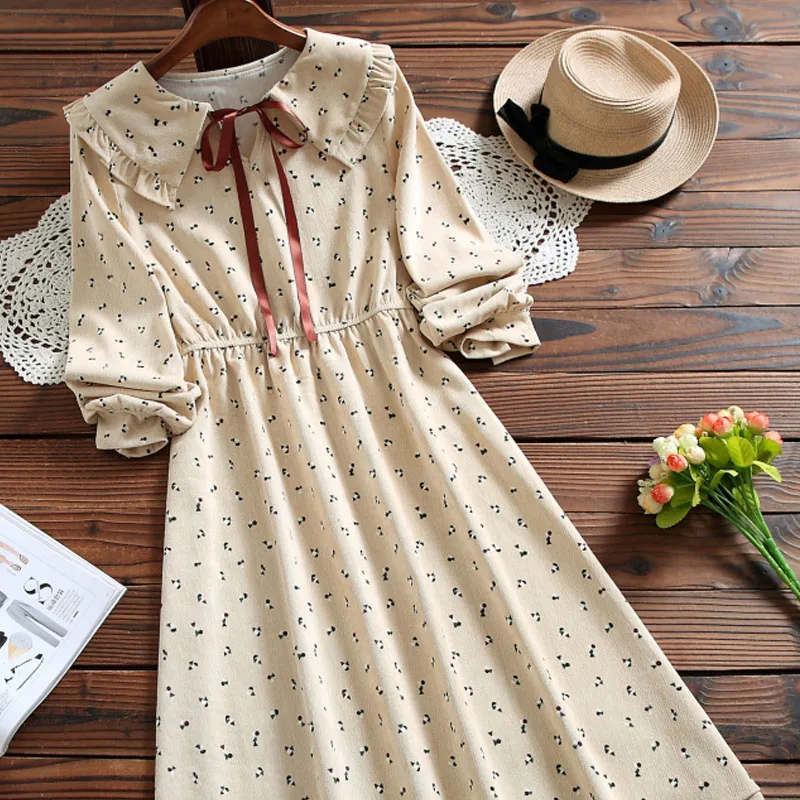 Женское вельветовое платье с длинным рукавом кружевное абрикосового и розового