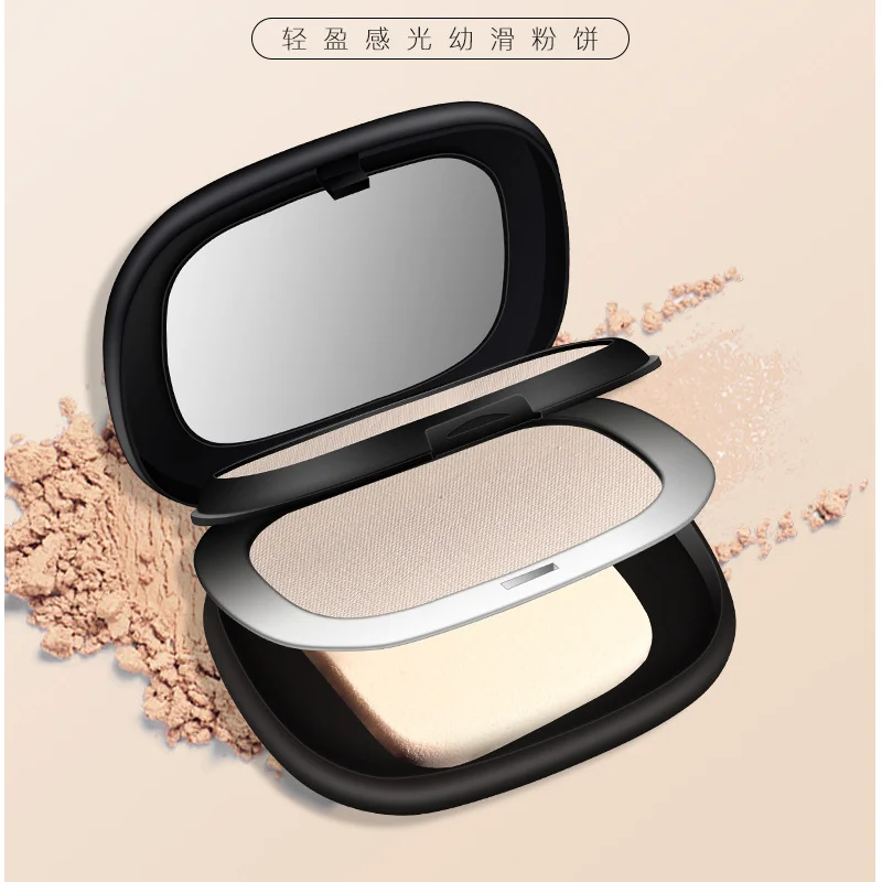 

Makeup light flawless light-sensitive smooth powder biscuits wet dual-use double-layer powder concealer moisturizing oil control