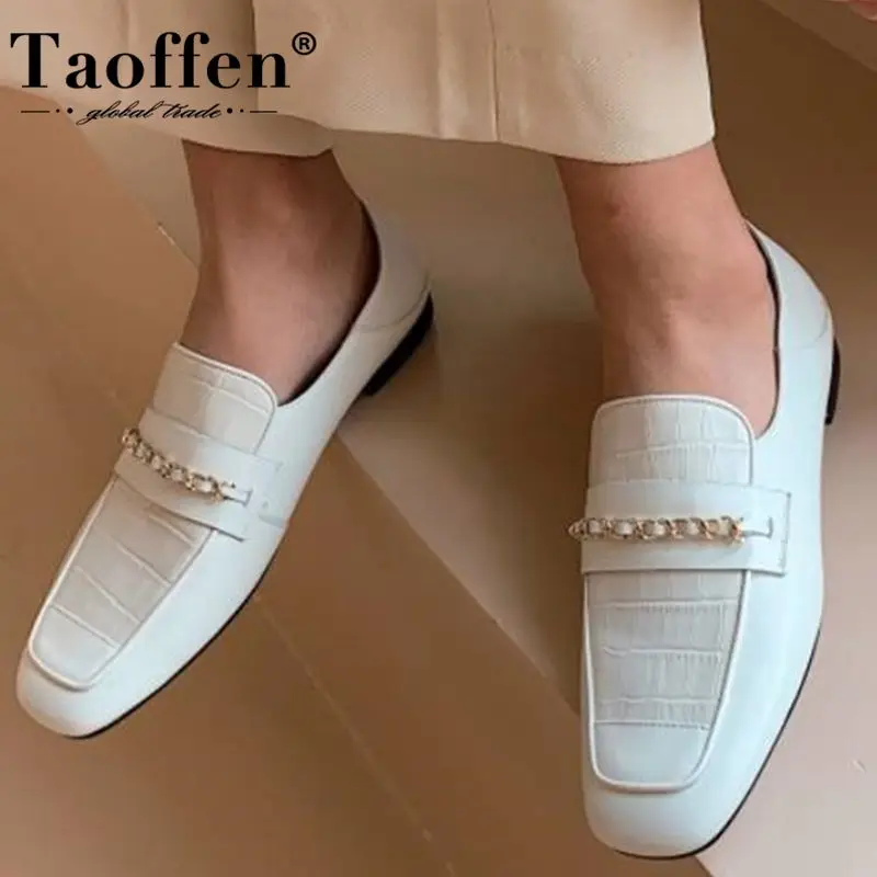 

Женские кожаные лоферы Taoffen, повседневные туфли из крокодиловой кожи на низком каблуке, с квадратным носком и цепочкой, размеры 34-39