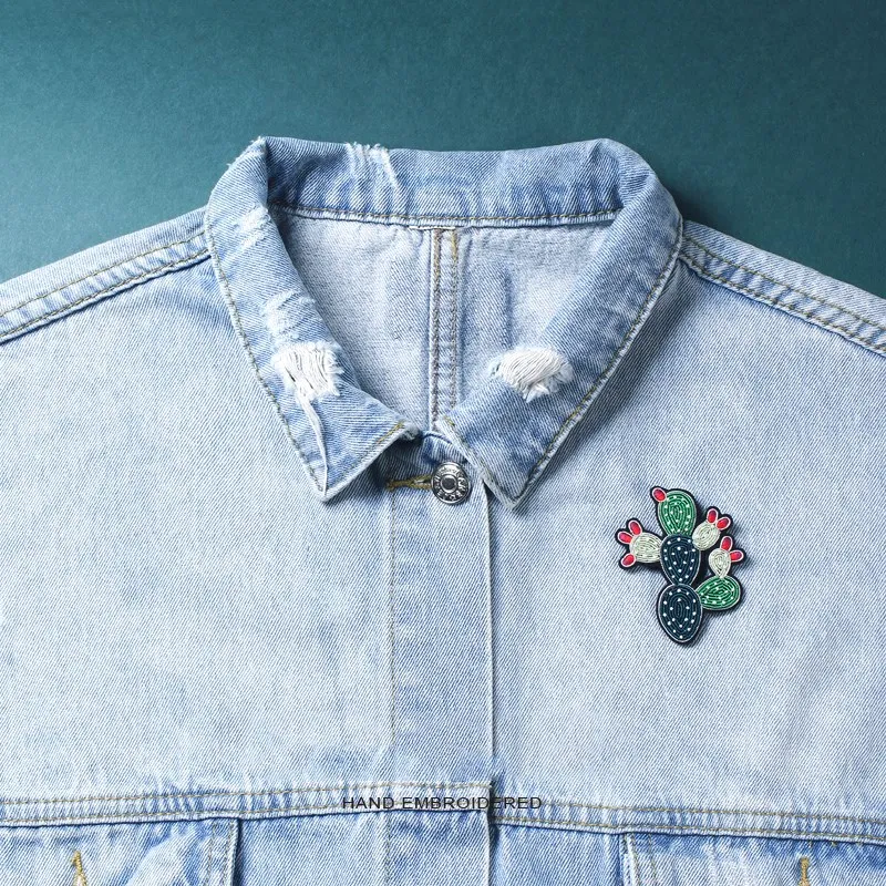 

Creative Hand Embroidery Brooch High-end Female Accessories Cactus Flower Pin Fixed Clothes Decoration Badge Wild