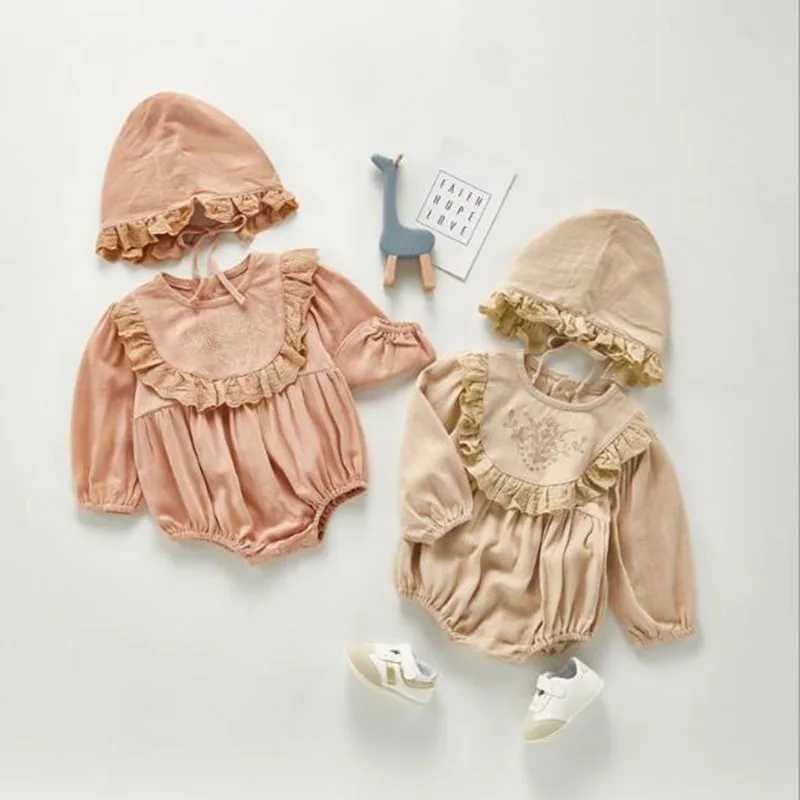 

2022 New Spring Newborn Baby Girls Romper Set Fashion Princess Lace Bodysuit+Hat 2pcs Infant Baby Birthday Set Linen Babywear