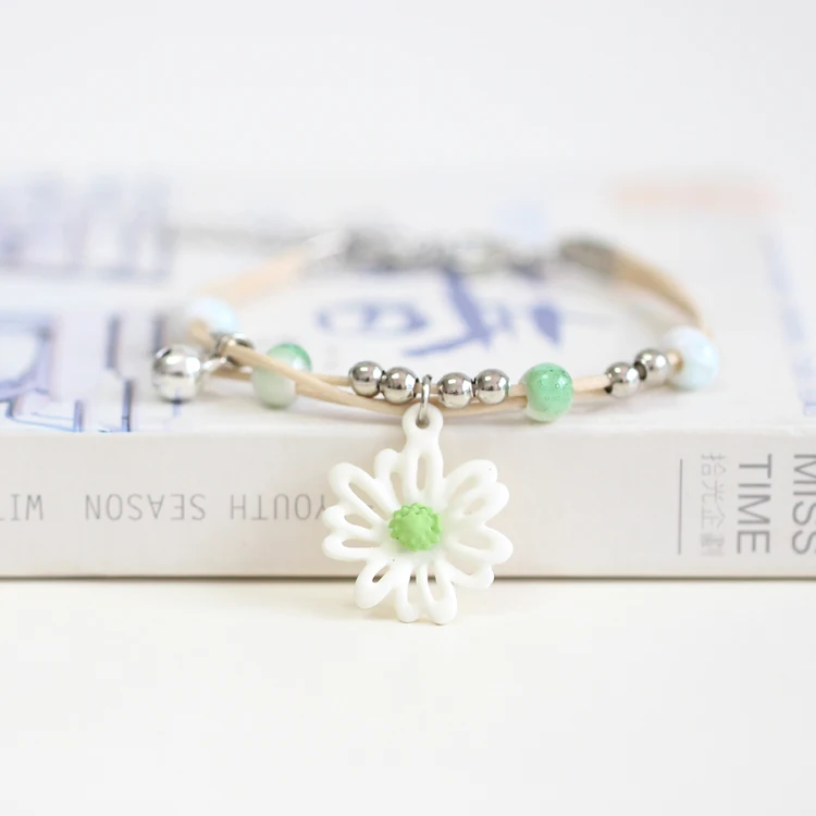

New Fashion Popular Little Daisy Girlfriends Student Girl Gift hand-knitted Bracelet Jewelry 0C1#2582