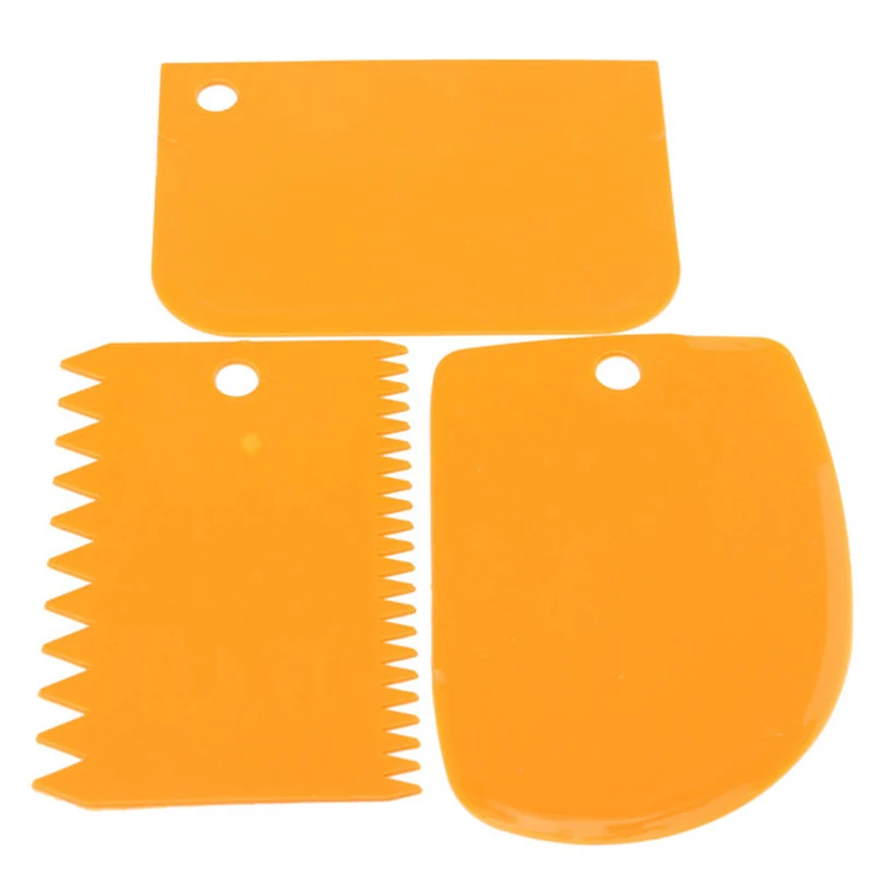 

3Pcs/set Plastic Dough Icing Fondant Scraper Cake Decorating Pastry Tools Plain Smooth Jagged Edge Spatulas Cutters