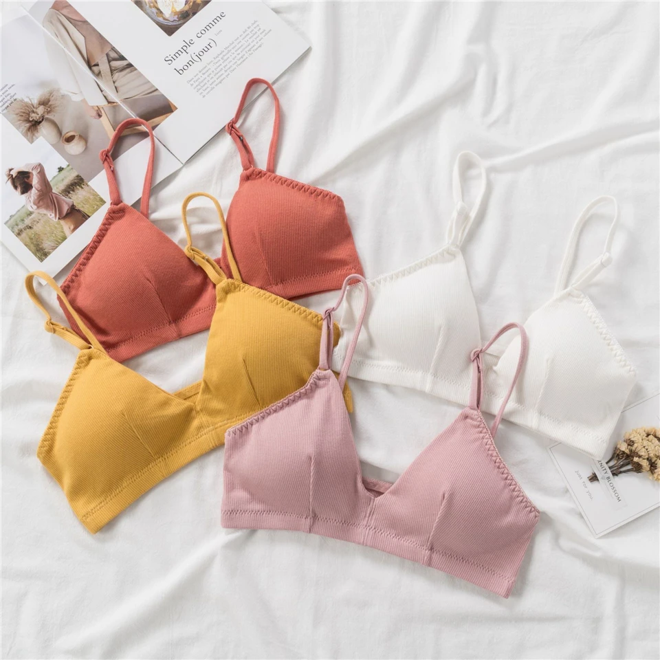 

French Style Bralette Lace Bra Girls Triangle Cup Lingerie Deep V Wireless Underwear Soft Thin Seamless Bra