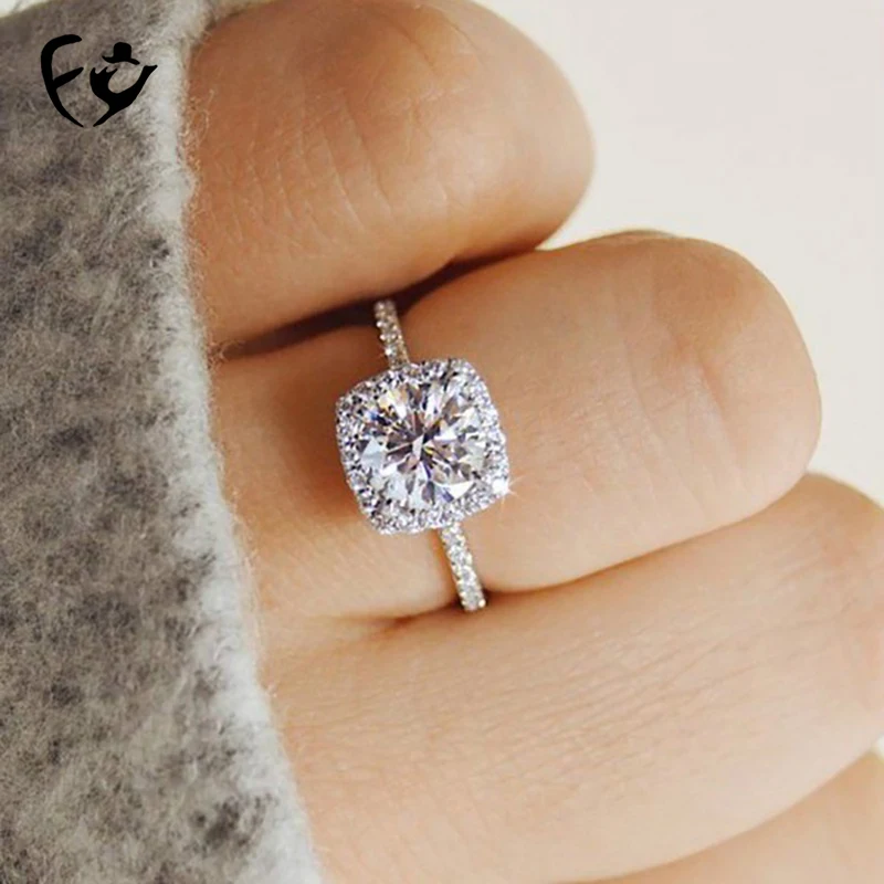 

Fashion Design Crystal Engagement Design Hot Sale Ring Female White Elegant Ring Female Wedding Bride Jewelry Gift