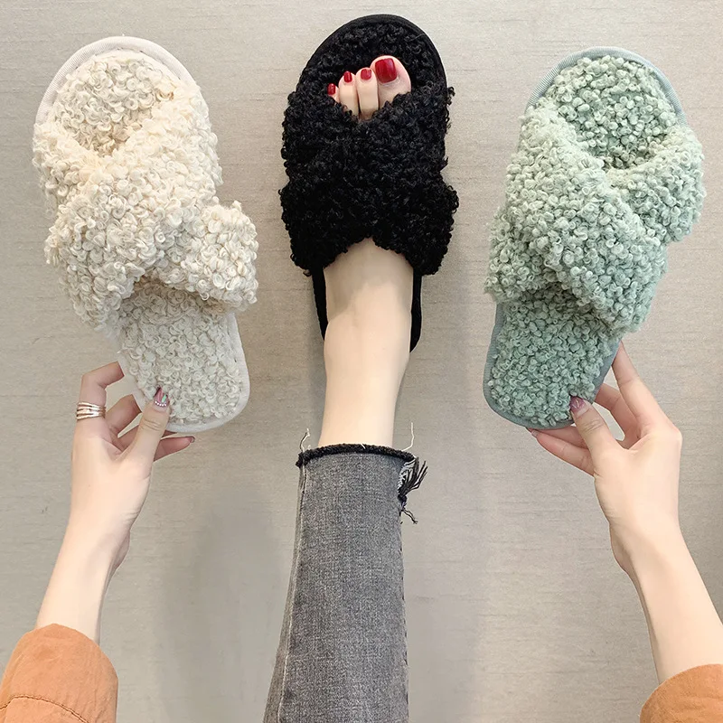 

Shoes Ladies' Slippers Flock Slipers Women Luxury Slides Med Fur Flip Flops Flat 2021 Designer Plush Massage Rome Basic Fashion