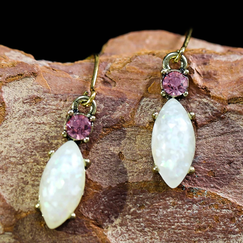 Элегантный белый опал подвеска свисающие серьги для женщин с розовым кристаллом