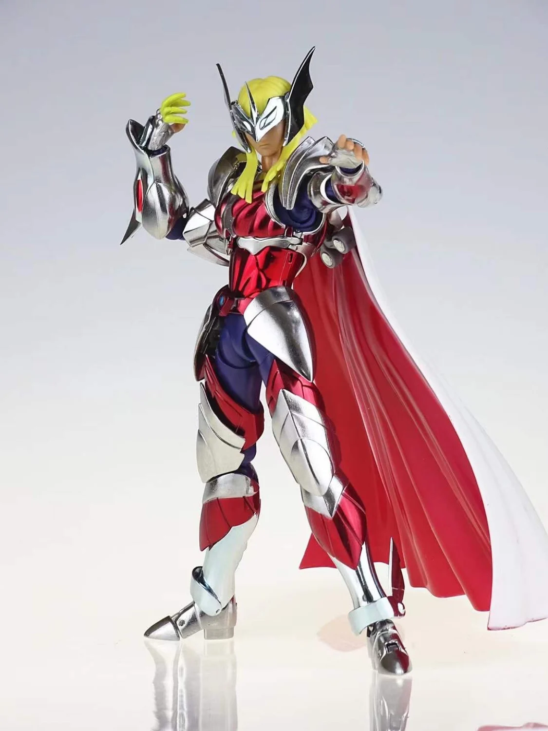 

Anime Saint Seiya Vivid Eight-legged Horse Saint Seiya Myth Ex Tianxuan Xing EX Eight-legged Horse Octagonal Hand-made Gift