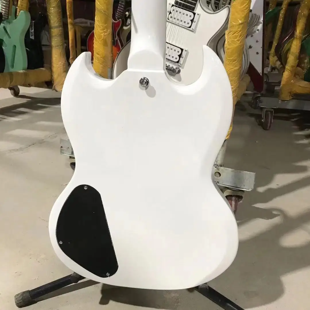 

SG Electric Guitar G400 White Color Rose Wood Fingerboard Free Shipping