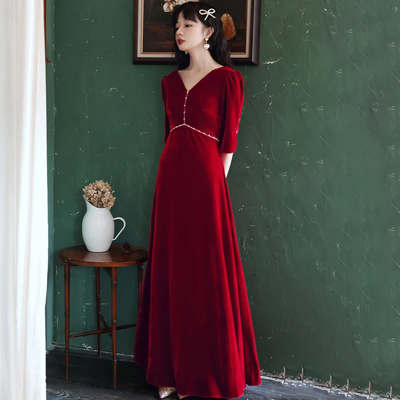 

New Deep V-Neck Evening Dress Half Sleeves Simple Burgundy Floor-Length A-Line Vintage Velour Plus Size Women Formal Gowns D634
