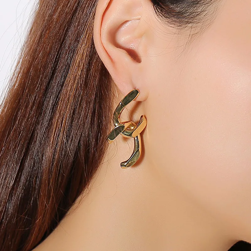 

QWC CHE27 arrival fashion jewelry birthday gift gold color with stone big 45mm special shape Simple titanium steel earring