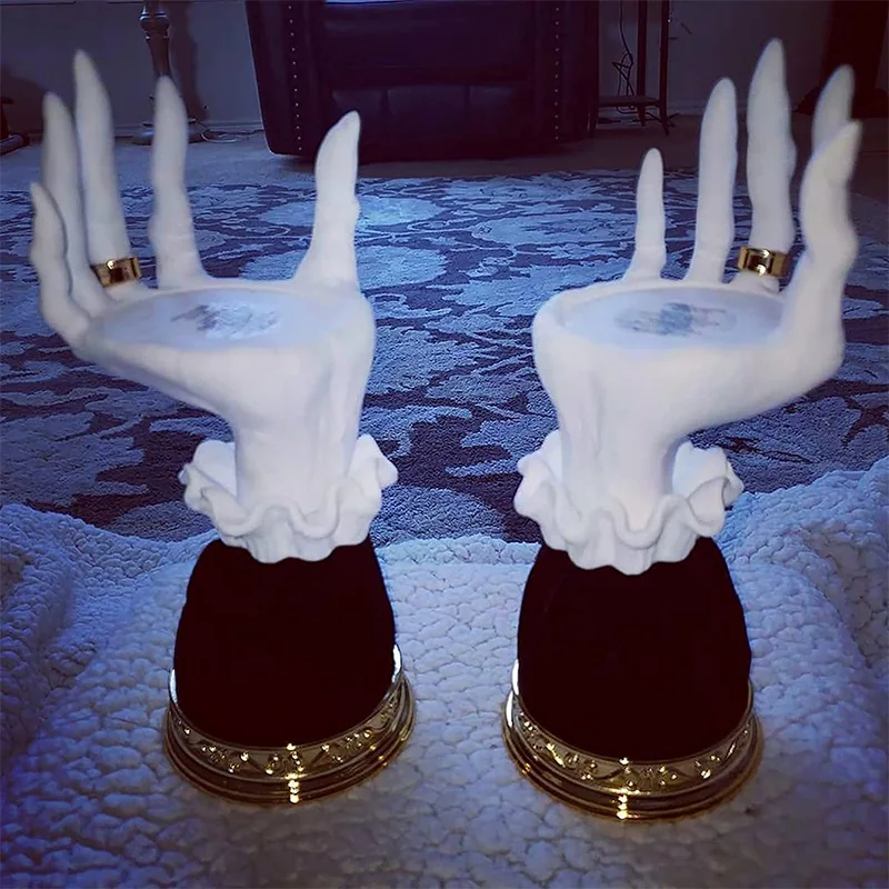 

Halloween Candle Holder Desktop Candlestick Ornaments Resin Candle Utensils Horror Decor Witch Hand Snack Bowl Stand Decoration