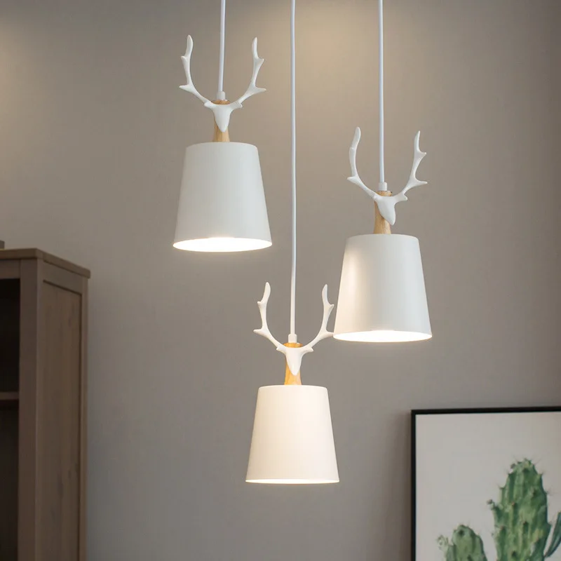 Nordic restaurant pendant light simple living room study bedroom light cafe bar creative antler light LED light