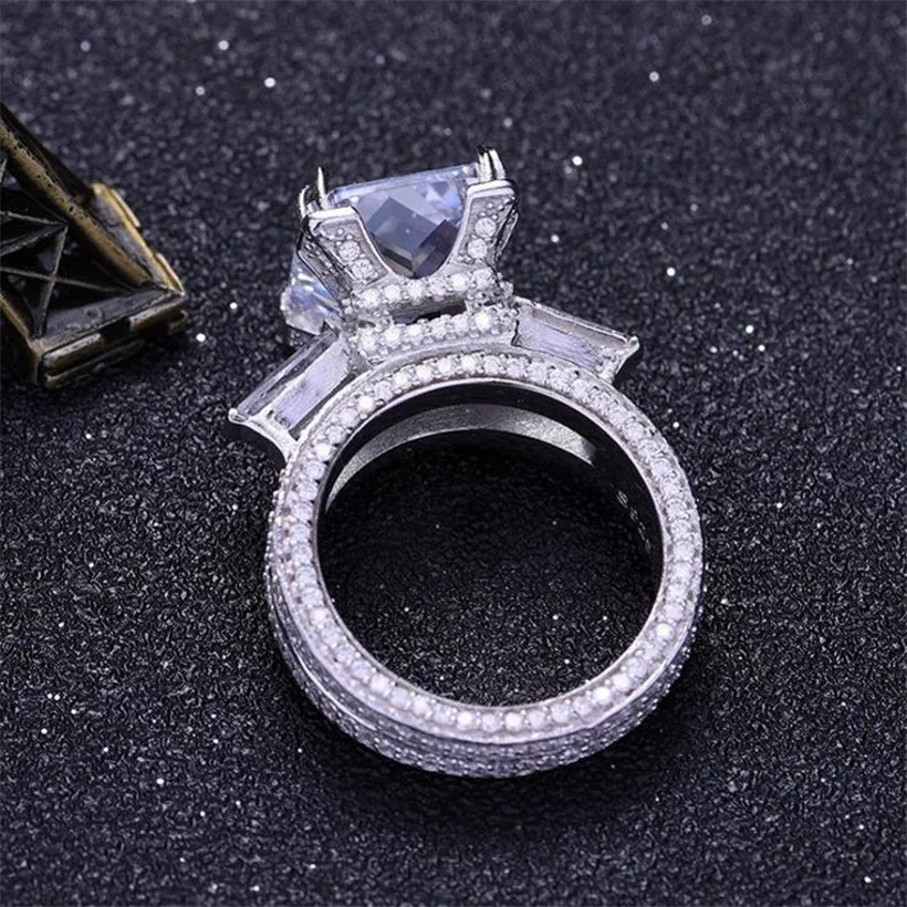 Женское Обручальное кольцо с крупным фианитом 10ct из серебра 408 пробы имитацией
