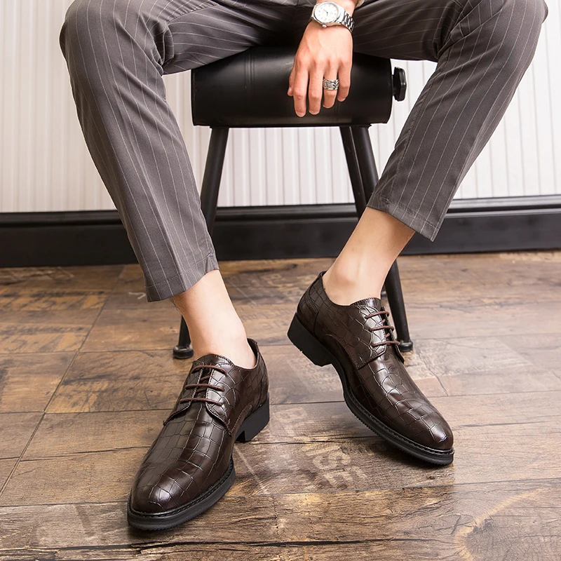 Men Dress Shoes Wedding Oxford Shoes Lace-Up high quality business Casual Shoes Mens Formal Shoes Flats Party Office Shoes 38-47