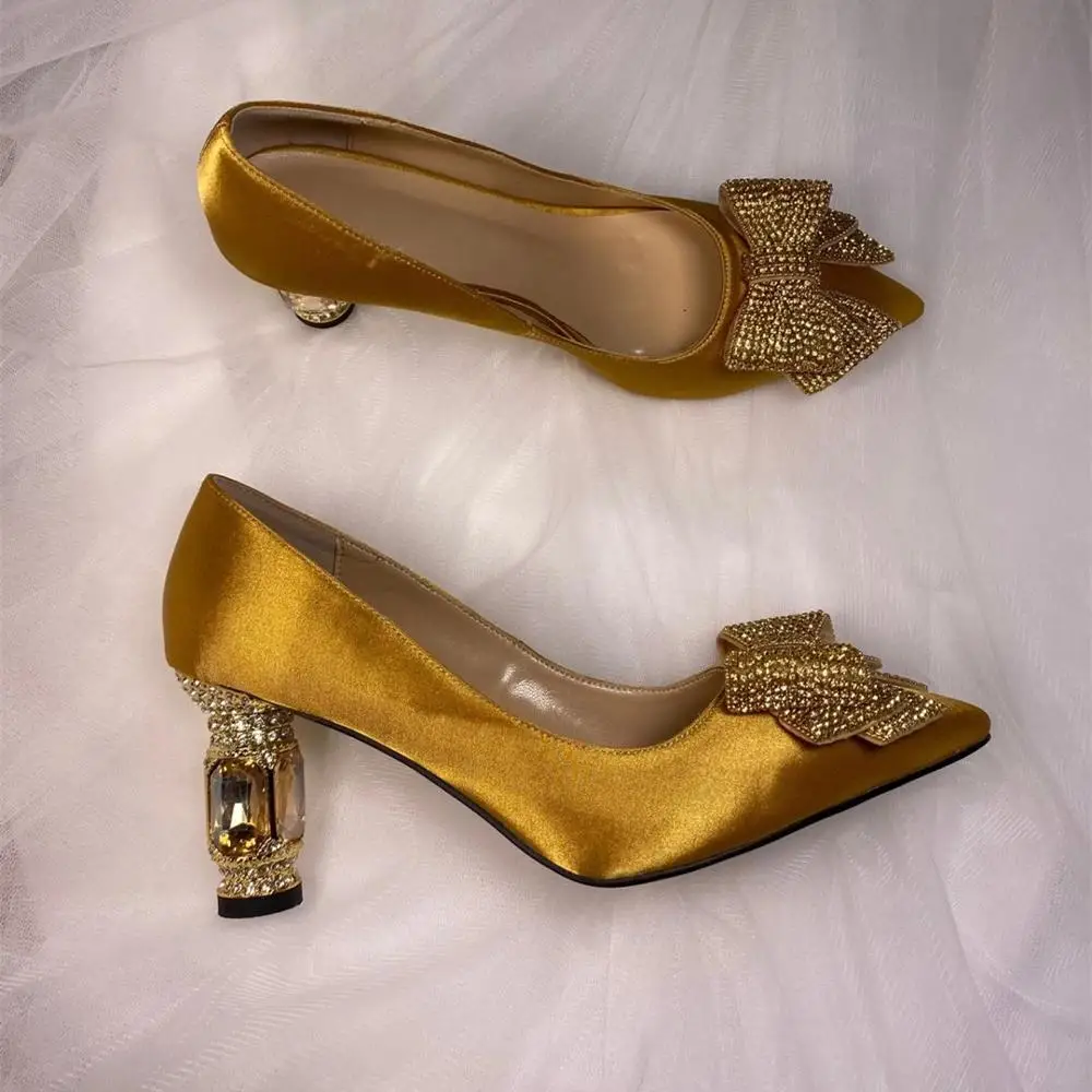 Сезон осень-зима Женские свадебные туфли бриллианты высокого качества с