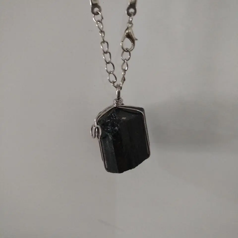 Натуральный драгоценный камень Aphrizite Schorl необработанные камни ожерелья из