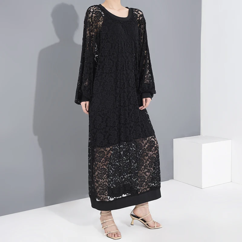 

[EAM] Women Black Lace Hollow Out Long Big Size Dress New Round Neck Long Sleeve Loose Fit Fashion Tide Spring Summer 2021