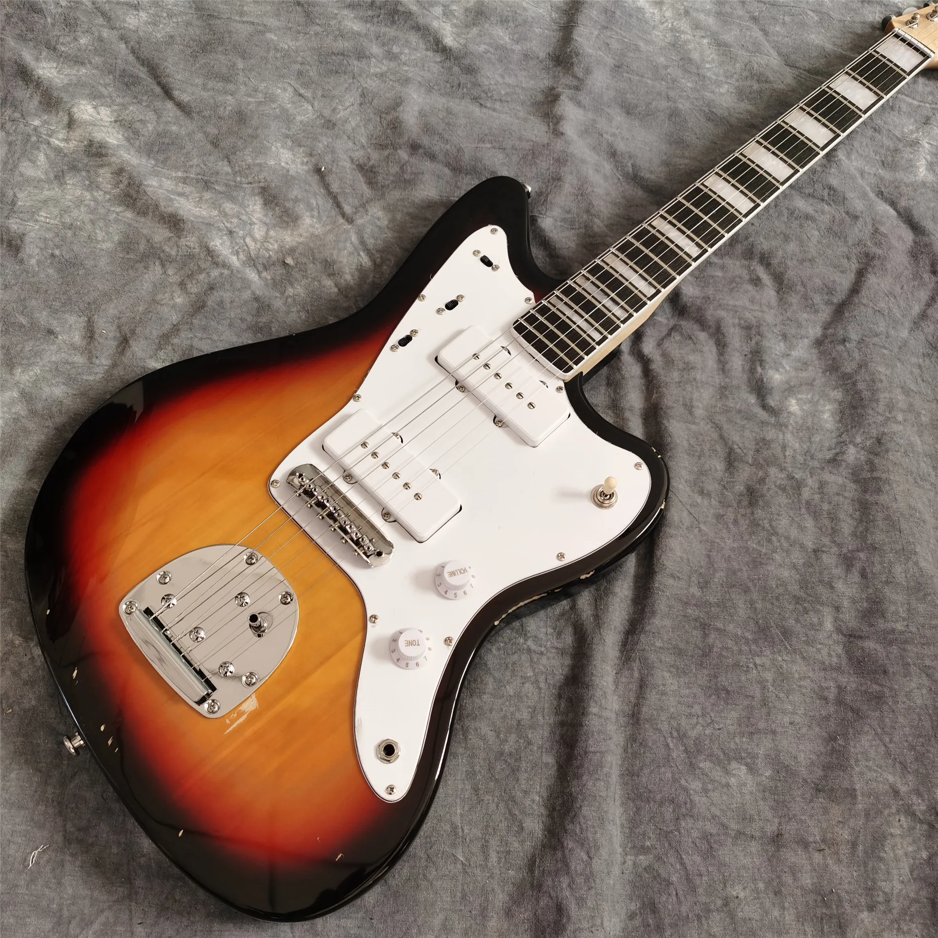 Новый sunburst 6 струн электрогитара палисандр гриф Кленовая шея белая накладка