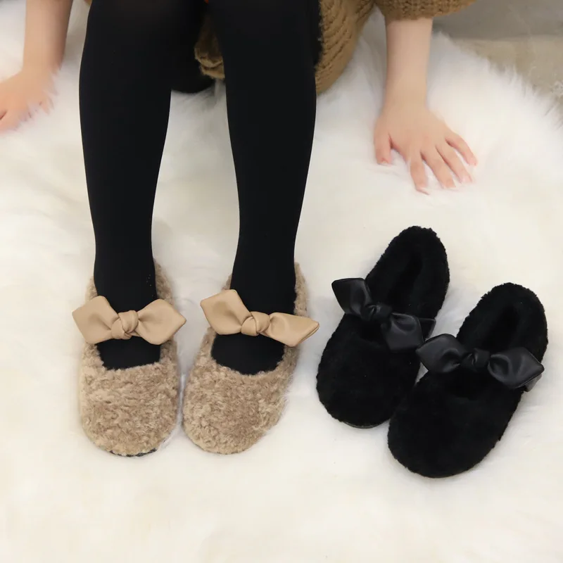 Модная зимняя одежда для маленьких девочек Обувь младенцев Детские пушистые
