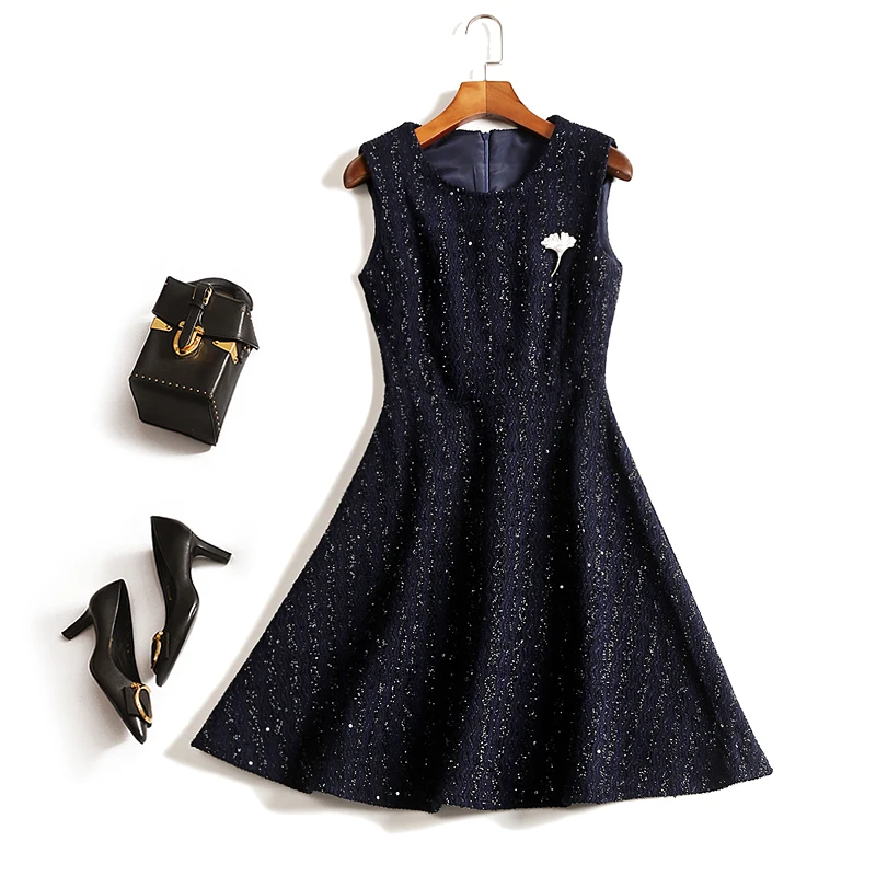 Платье без рукавов на осень и зиму новый небольшой аромат приталенное длинное