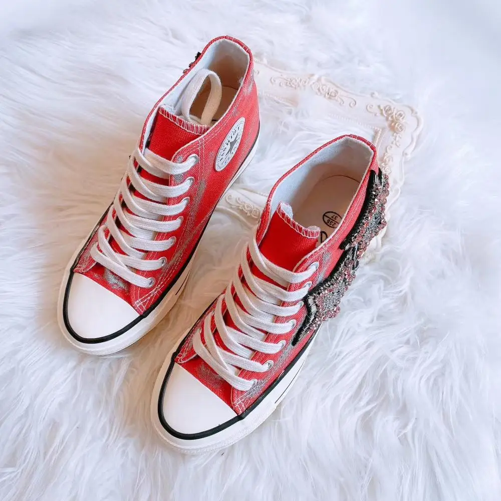 Высокие кожаные новые оригинальные индивидуальные с бриллиантами пятиконечные