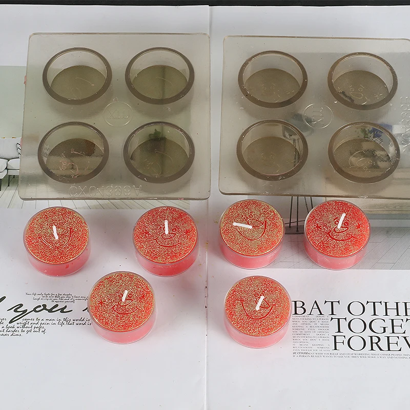 Два вида смайликов Свеча маленького размера 4 шт. в наборе форма для свечей moule bougie