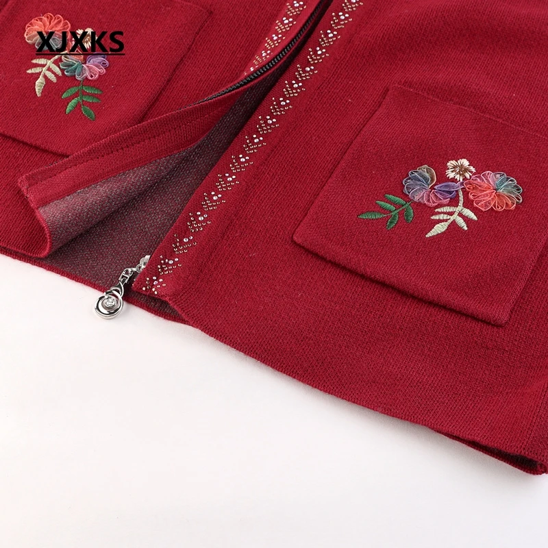 XJXKS Cardigan Coat New Autumn And Winter Zipper Embroidery Cashmere Women Plus Size Thick Outwear Sweater Coats |