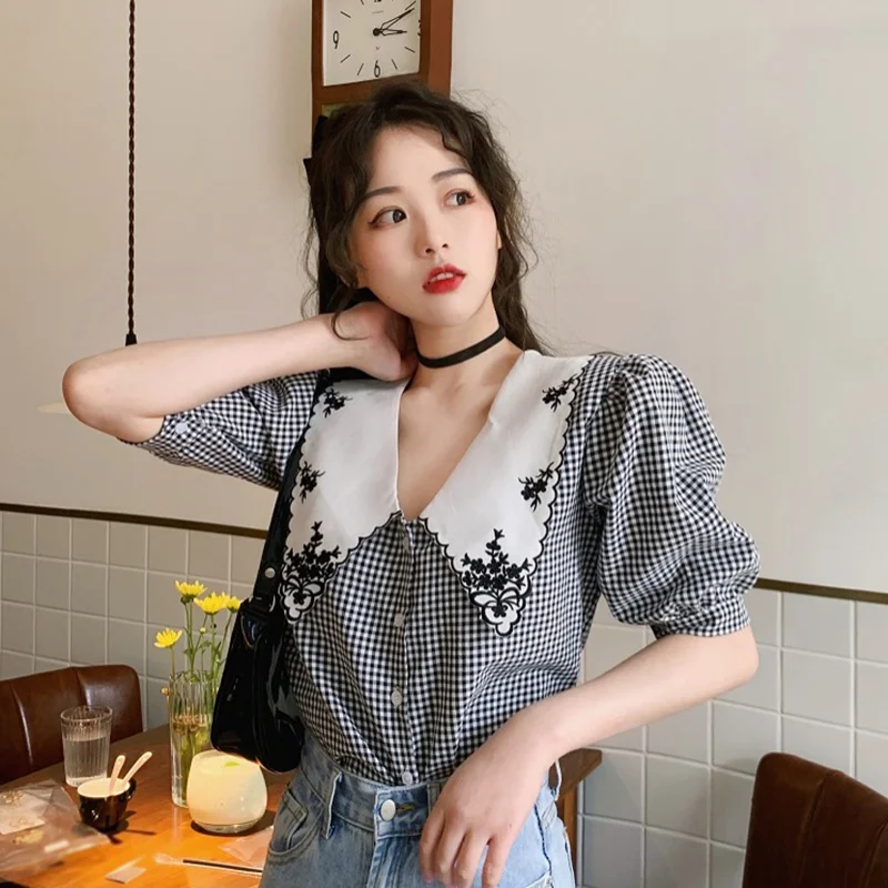 

Fashion Women Casual Sweet Blouse Lapel Shirt Puff Sleeve Design Niche Flower Embroidered Shirt Blusas Streetwear