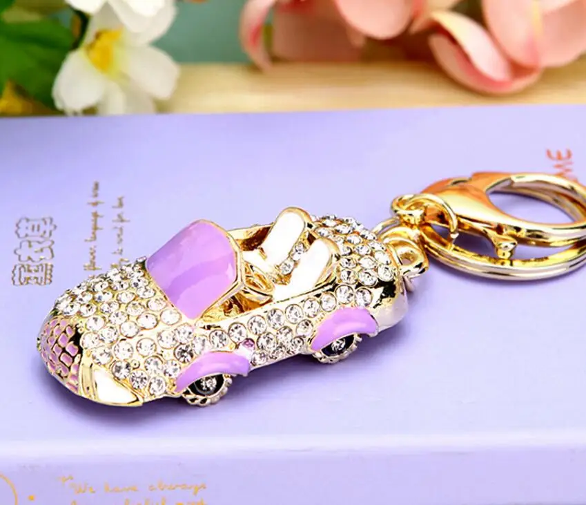 Crystal car keychain party party small gift diamond lady bag pendant metal key chain ring explosion section wholesale