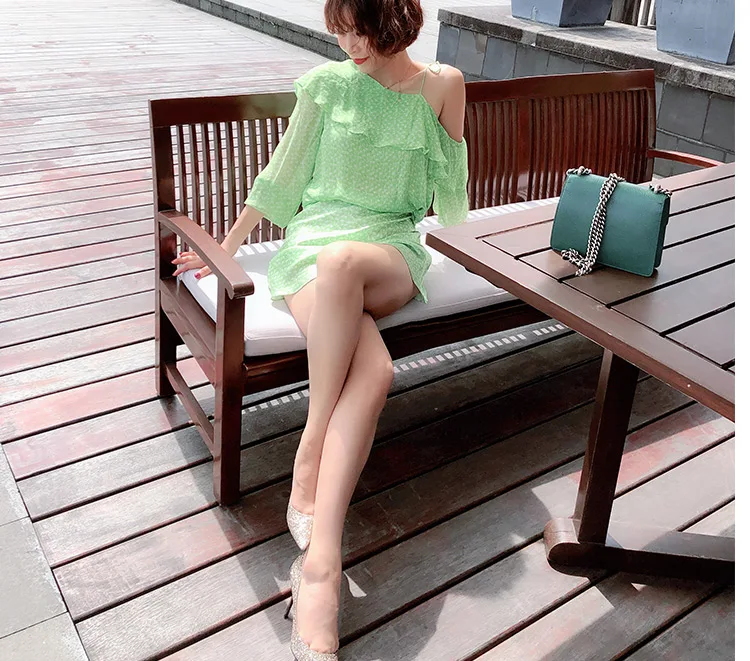 Женская шелковая атласная мини-юбка с цветочным принтом и длинным рукавом косой