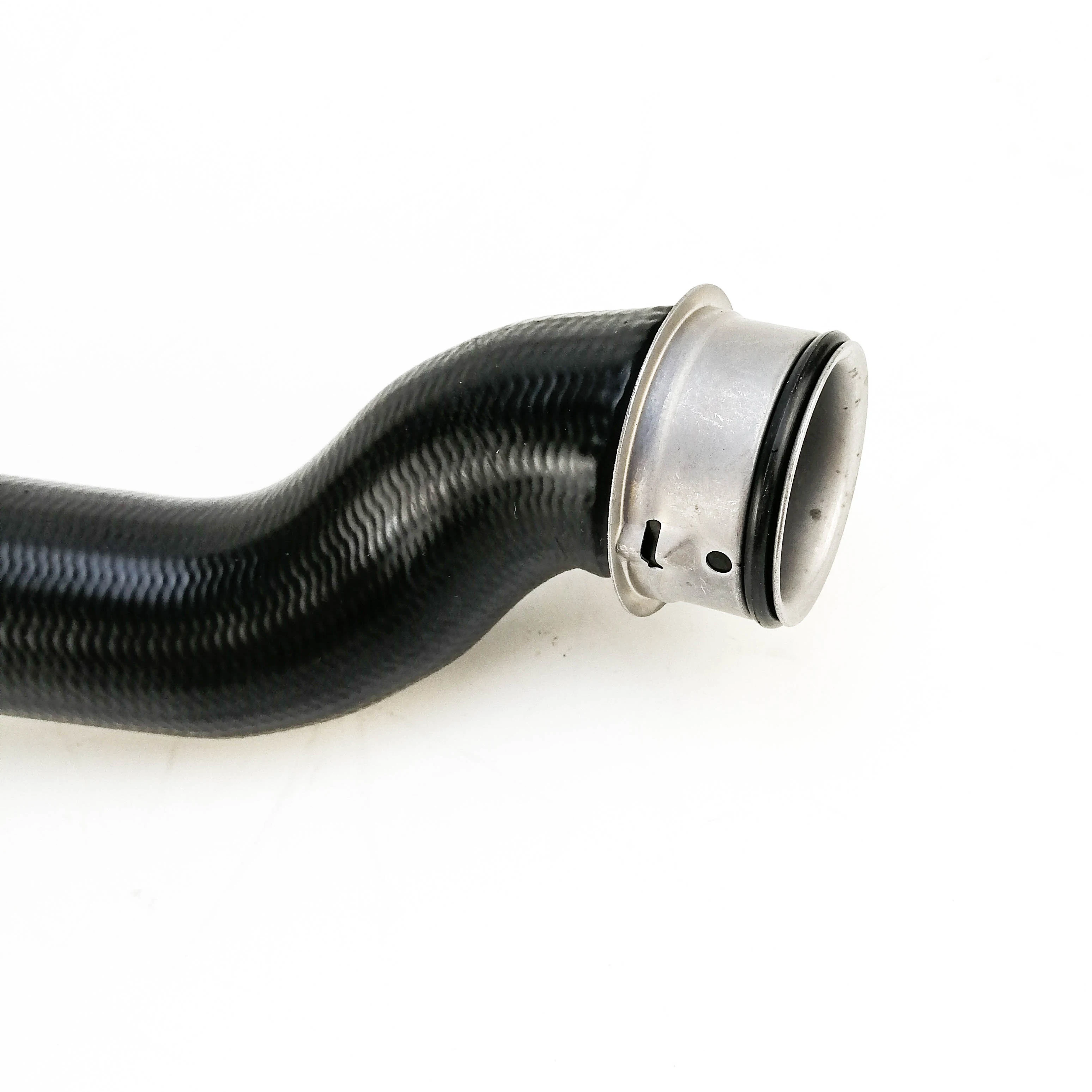 

A1645004875 Water Tank Connection Lower Hose 1645004875 For Mercedes Benz GL450/500 4MATIC GL550 4MATIC Rubber Hose Pipe