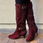 Женские сапоги до колена, винтажные сапоги из искусственной кожи на тонком высоком каблуке и платформе, с острым носком, большие размеры до 43, 2021