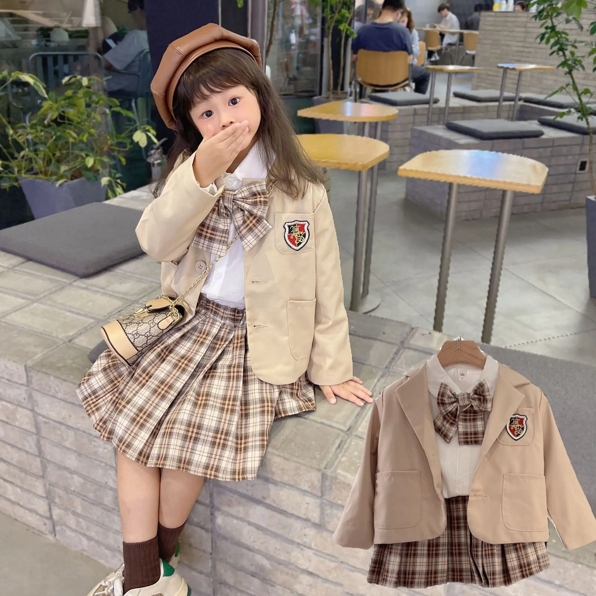 

Children's Wear Girls Jk Uniform Suit 2021 Autumn Children's Suit Jacket Plaid Skirt Shirt Tie Three-piece Suit