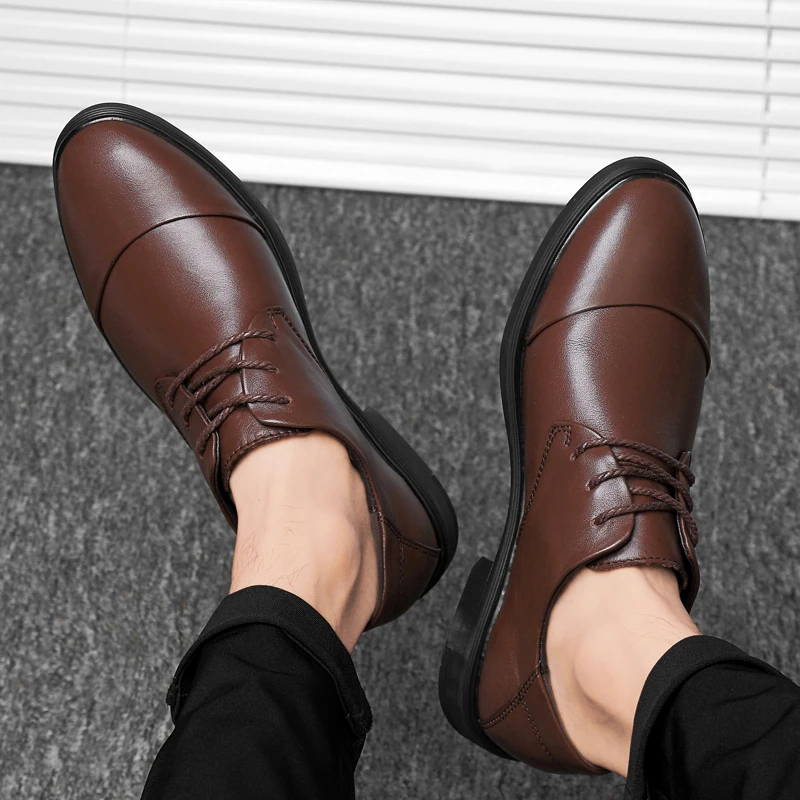 

2019 Fashion Man Formal Shoes High Quality Breathable Genuine Leather Personality Men Business Dress Loafers Oxford Wedding Shoe