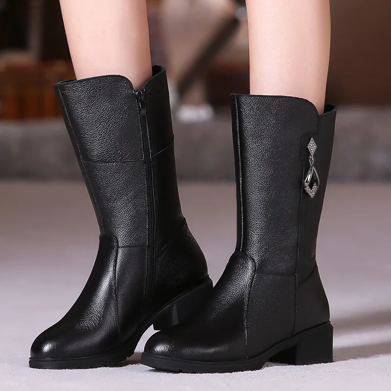 

Модные новые женские ботинки для мам, зимние плюшевые теплые ботинки на меху с цветочной застежкой-молнией, диагональ 41 42, обувь для женщин