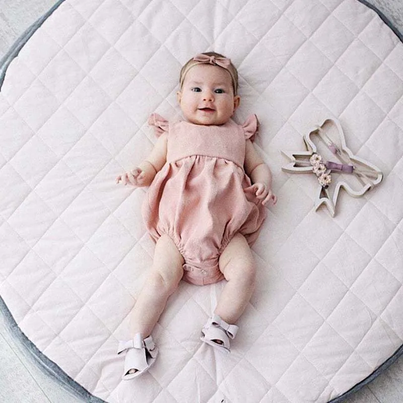 

Комбинезоны для девочек и мальчиков 2 цветов, хлопково-льняные боди в стиле унисекс, с летящим рукавом, однотонная одежда без рукавов