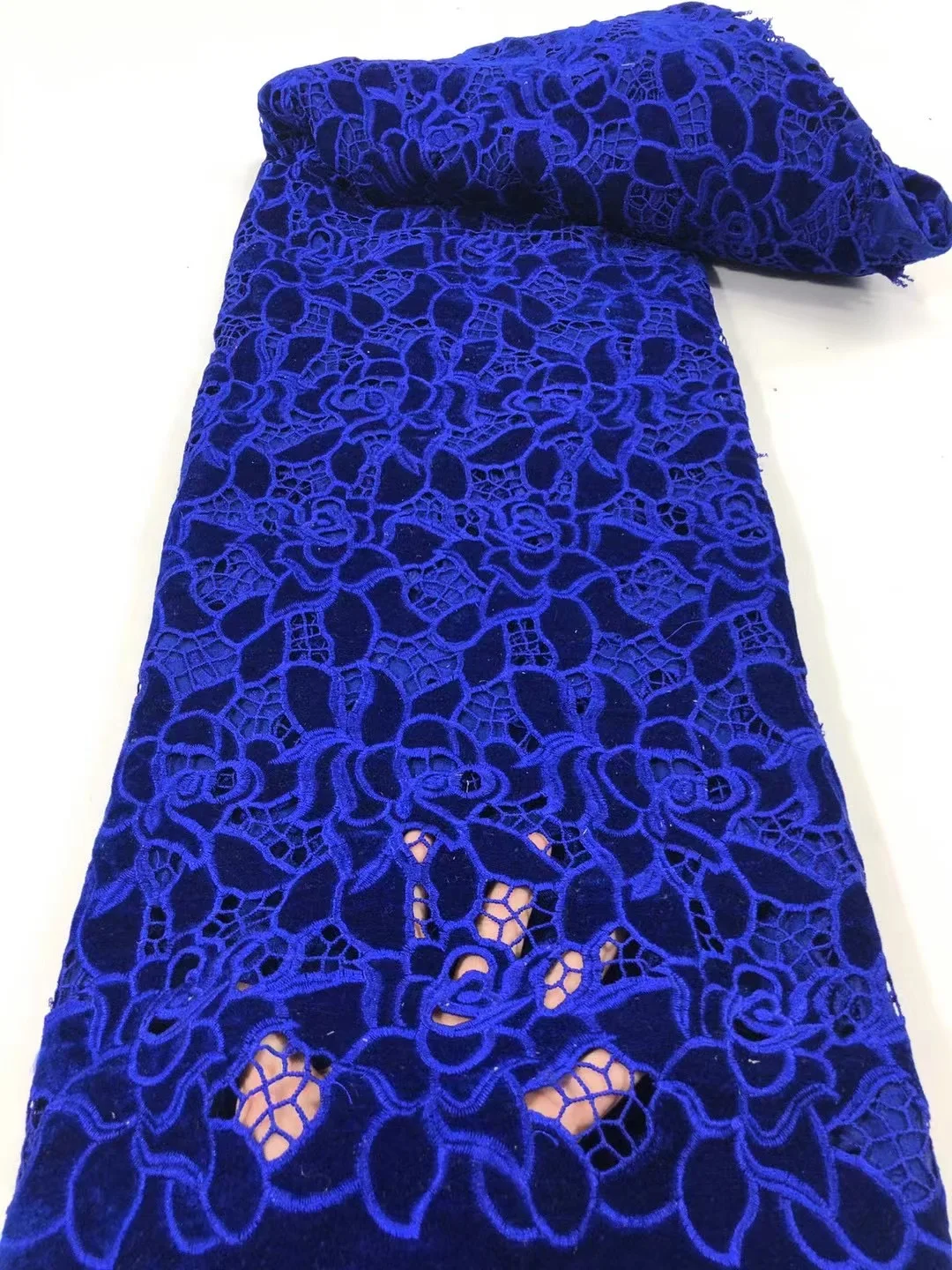 

Africa rose pattern french velet lace Nigerian lace embroidered velet net lace JOY-41801 african velet lace party ladies dress