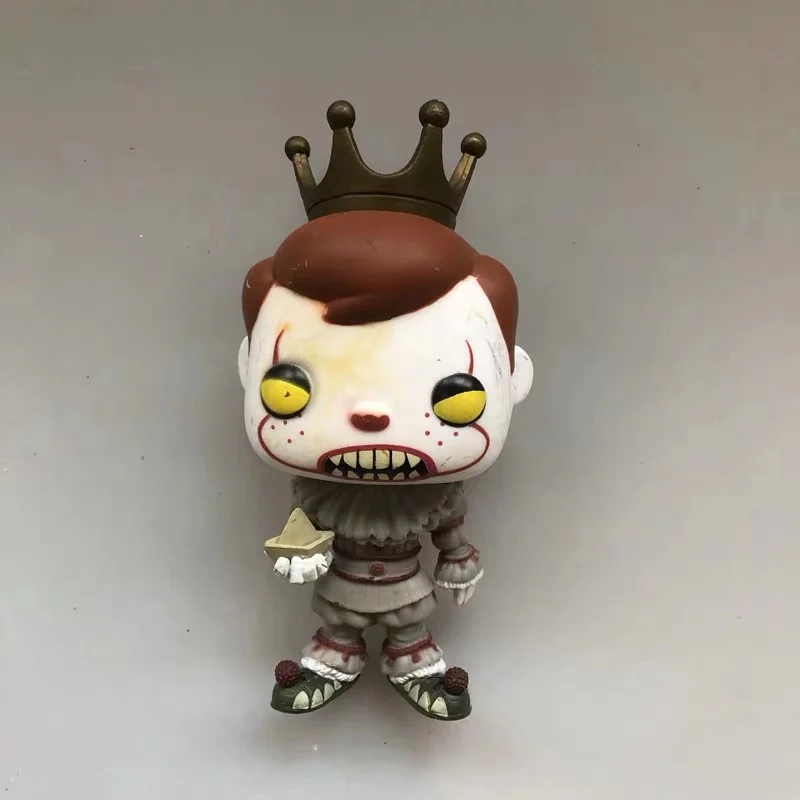 

Original Secondhand Pennywise Freddy Vinyl Action Figure Collectible Model Loose Toy No Box