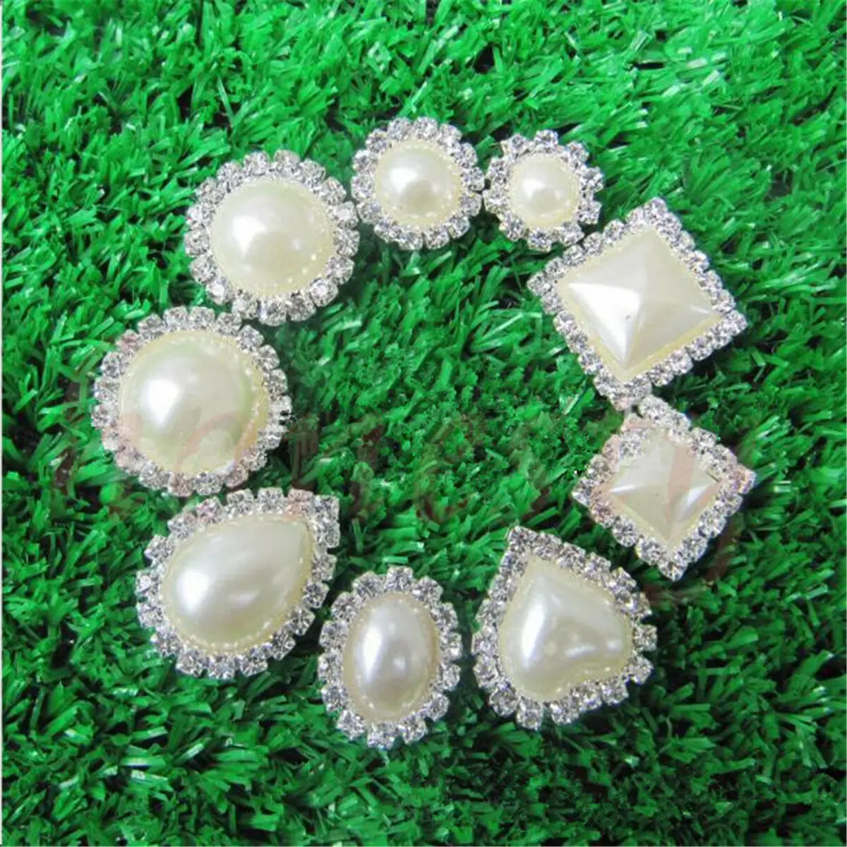 

1X Diamond Rhinestone Crystal Pearl Embellishment Buttons Cluster DIY Craft