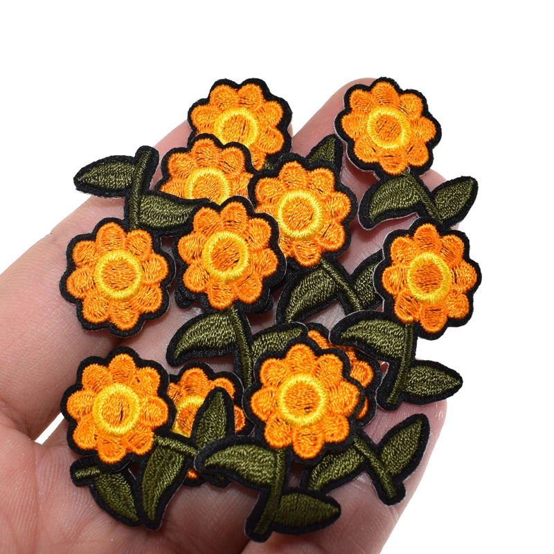 10 шт. маленькие вышитые железные значки с цветами листья ромашки цветы