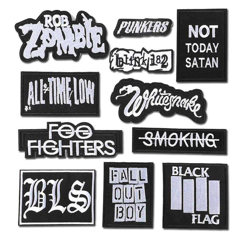 

Черно-белая вышивка аппликация глажка швейные принадлежности декоративная фотография