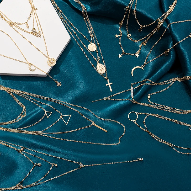 Богемное многослойное ожерелье с подвеской для женщин золотистого цвета Луна