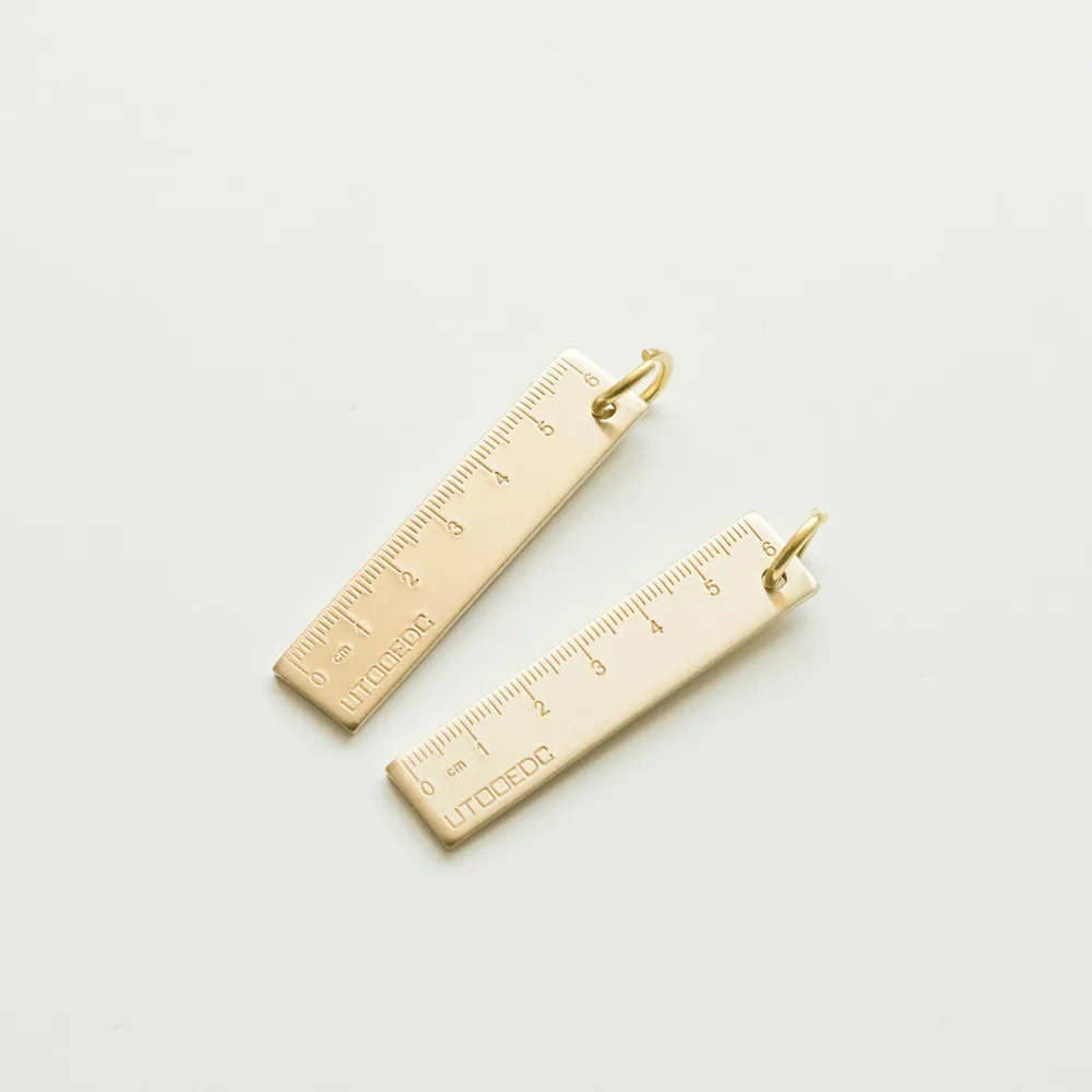 

Retro brass mini ruler creative hand account drawing tool accessories key ring hanging ruler cute thick pure scale ruler 6cm