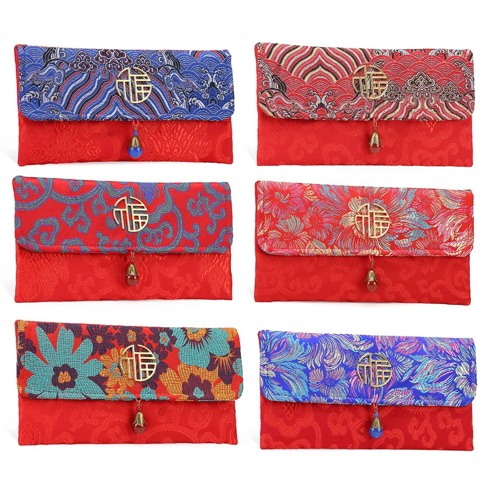 

Red Silk Wallet Chinese Style 2021 New Year Auspicious Bag with Bronze Magnetic Buckle Large Capacity Suitable Spring Festival