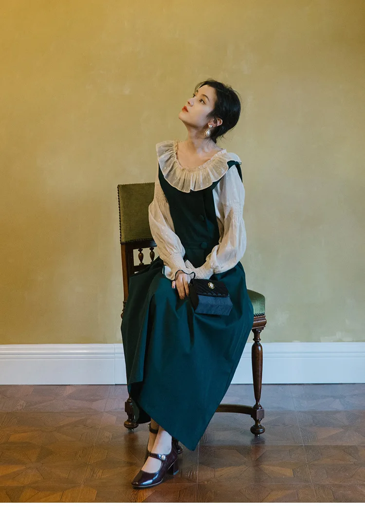 

New Women Two Piece Set Spring Outfits Woman Sweet Clothes Fashion O-Neck Lace Crop Top + Green Long Skirts Suits 2 Pc Sets