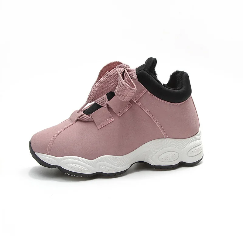 Женские кроссовки на массивной подошве розовые повседневные платформе