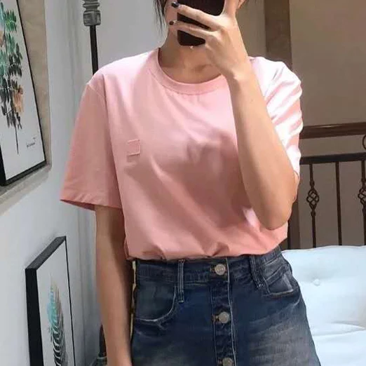 Футболка женская с вышивкой смайлик хлопковая однотонная круглым вырезом и