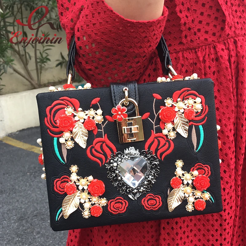 Роскошная дизайнерская модная вечерняя сумочка в форме сердца с бриллиантовой